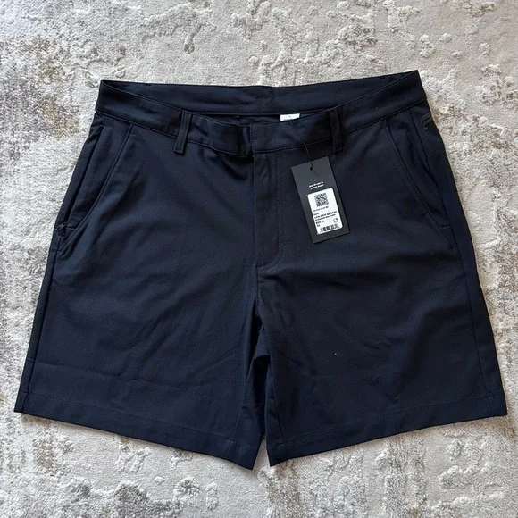 Fabletics Mens Black The Don Short 8" Inseam 4-Way Stretch NWT - Size 35 - Picture 4 of 11